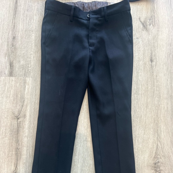 LIKE NEW YOUTH SIZE 8 KIDS SUIT.  PAISLEY OF LONDON AND NORDSTROM - Picture 4 of 8